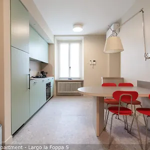  Apartment Brera In Moscova Italy