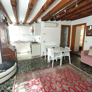  Apartment Ca Rialto Italy
