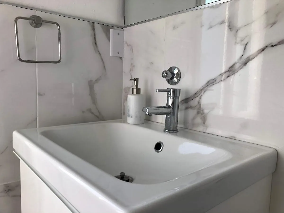 Marco Polo Greenroom Milan Apartment